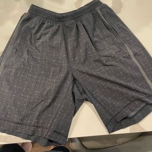 Lululemon, pace breaker short 9” no liner